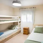 Semesterbostad Hogar Lowill *